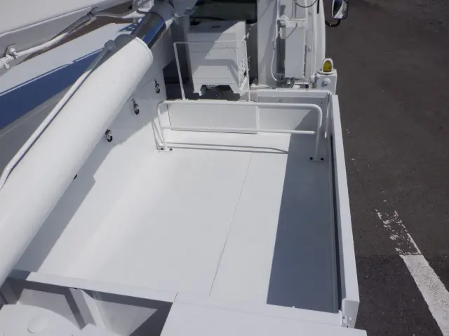 日野 デュトロ BDG-XZU354E(2WD)の写真15