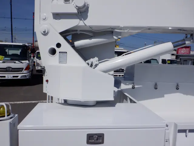 日野 デュトロ BDG-XZU354E(2WD)の写真16