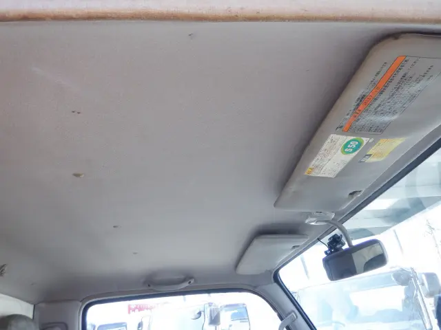 日野 デュトロ BDG-XZU354E(2WD)の写真39