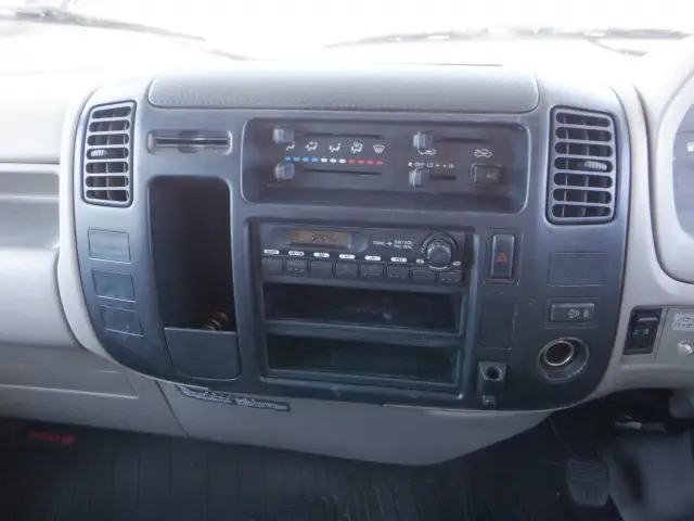 日野 デュトロ BDG-XZU354E(2WD)の写真45