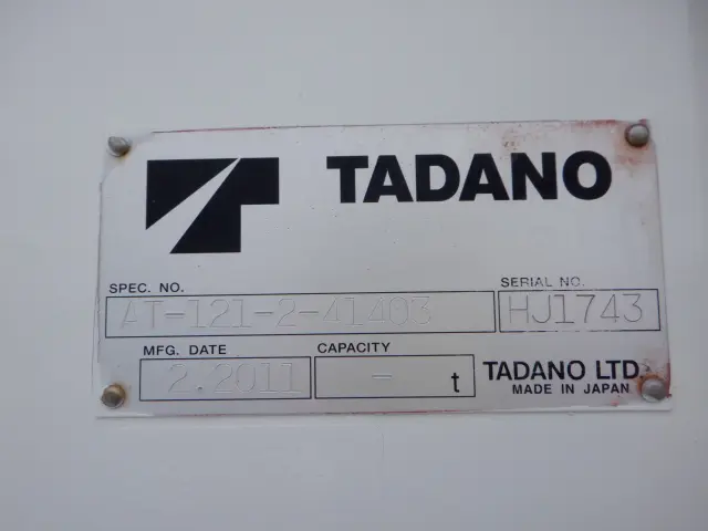 いすゞ エルフ BKG-NKR85N(2WD)の写真26