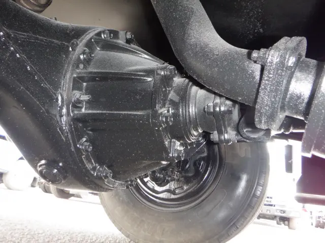 いすゞ エルフ BKG-NKR85N(2WD)の写真28