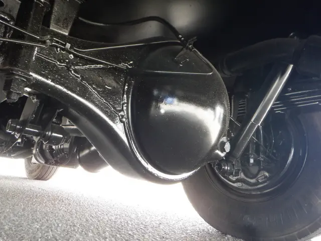 いすゞ エルフ BKG-NKR85N(2WD)の写真32