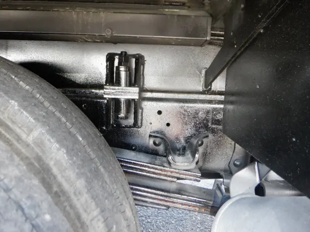 いすゞ エルフ TKG-NKR85N(2WD)の写真22