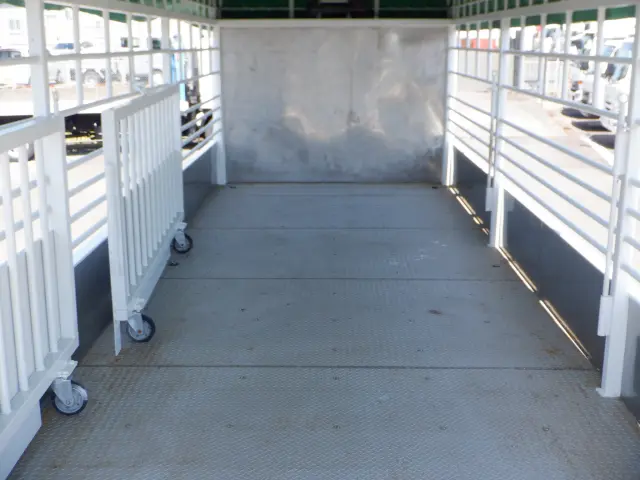 ＵＤ コンドル SKG-MK38L(2WD)の写真11