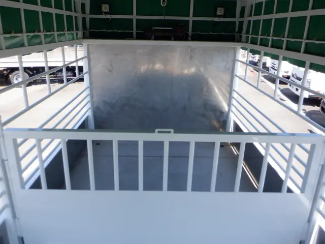 ＵＤ コンドル SKG-MK38L(2WD)の写真15