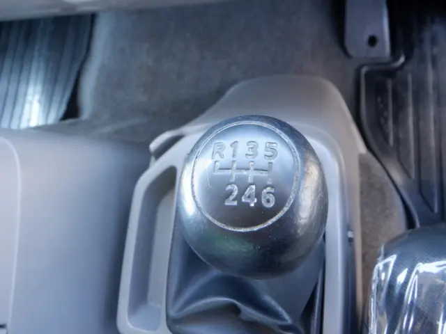 ＵＤ コンドル SKG-MK38L(2WD)の写真46