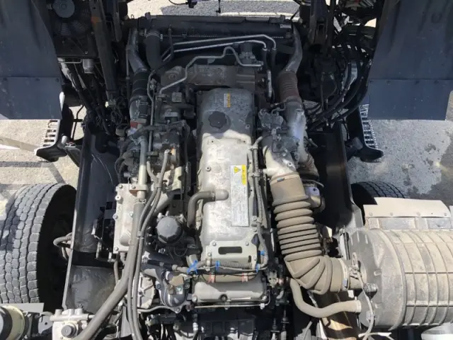 いすゞ ギガ 2PG-CYJ77D(8x4)の写真23