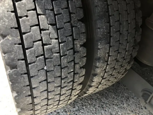 いすゞ ギガ 2PG-CYJ77D(8x4)の写真29