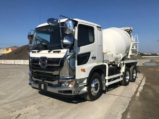 日野 プロフィア 2DG-FS1AGE(6x4)の写真2