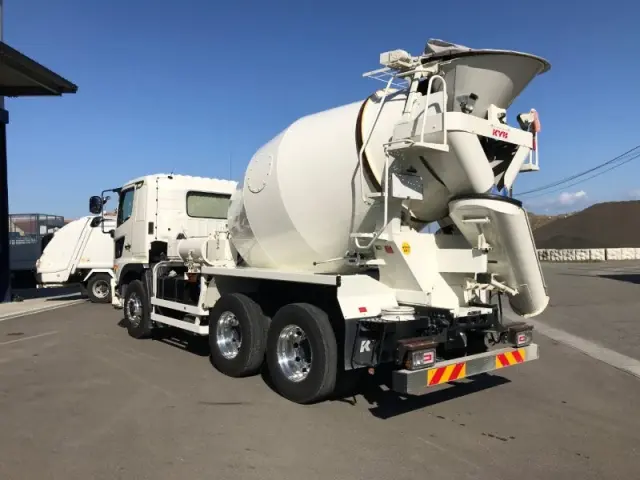 日野 プロフィア 2DG-FS1AGE(6x4)の写真3