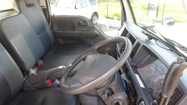 いすゞ エルフ TKG-NKS85AD(4WD)の写真8