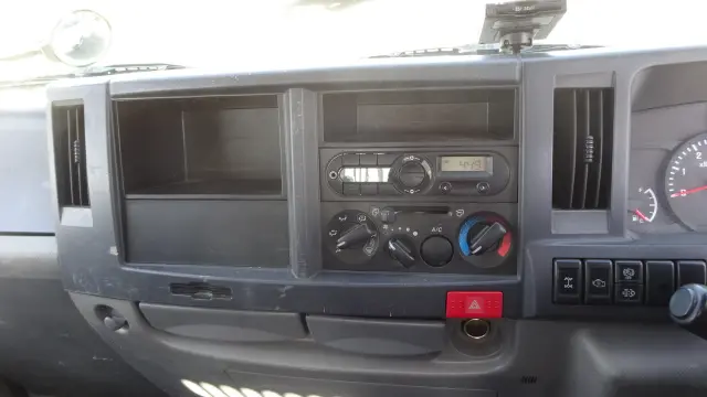 いすゞ エルフ TKG-NKS85AD(4WD)の写真11