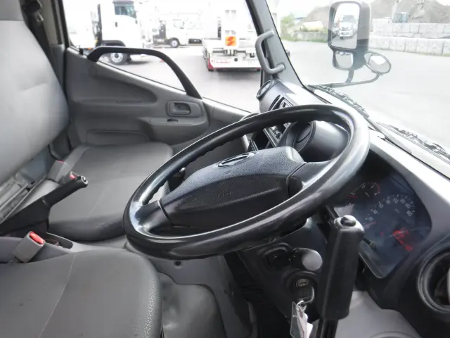 日野 デュトロ TKG-XZU630T(2WD)の写真7