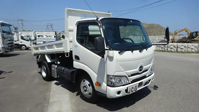 日野 デュトロ 2RG-XZC630Tの写真1
