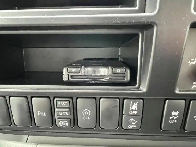 日野 デュトロ 2DG-XZU722M(2WD)の写真9