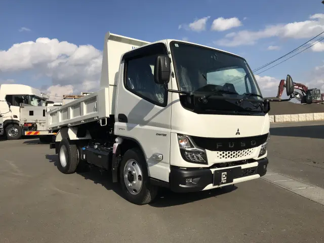 三菱 キャンター 2RG-FBA60(2WD)の写真1