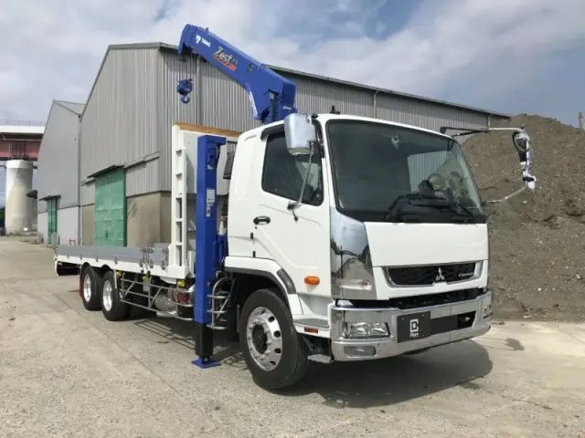 三菱 ファイター 2DG-FQ62F(6x4)の写真2