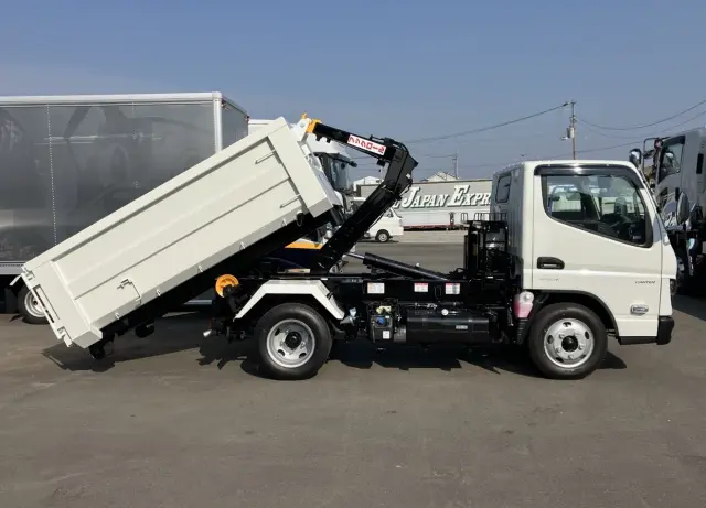 三菱 キャンター 2RG-FBAV0の写真12