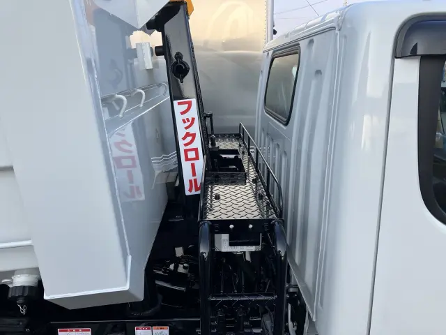 三菱 キャンター 2RG-FBAV0の写真18