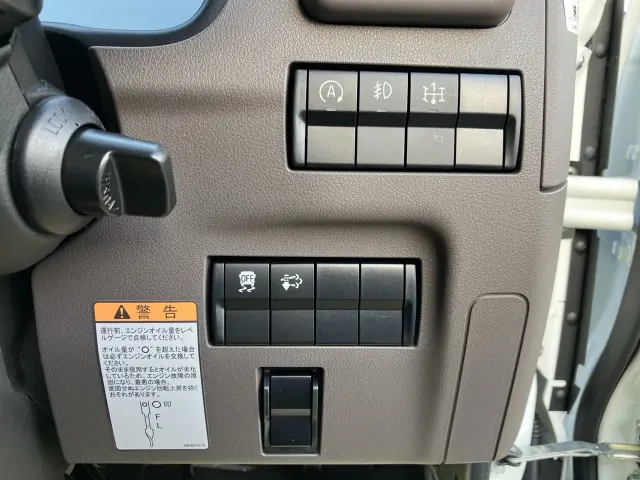 三菱 キャンター 2RG-FBAV0の写真31