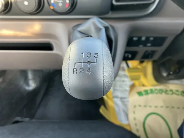 三菱 キャンター 2RG-FBAV0の写真35