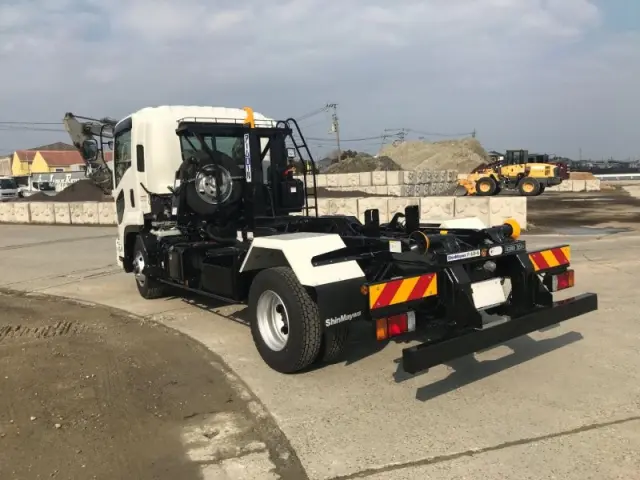 いすゞ フォワード 2RG-FRR90S4の写真3