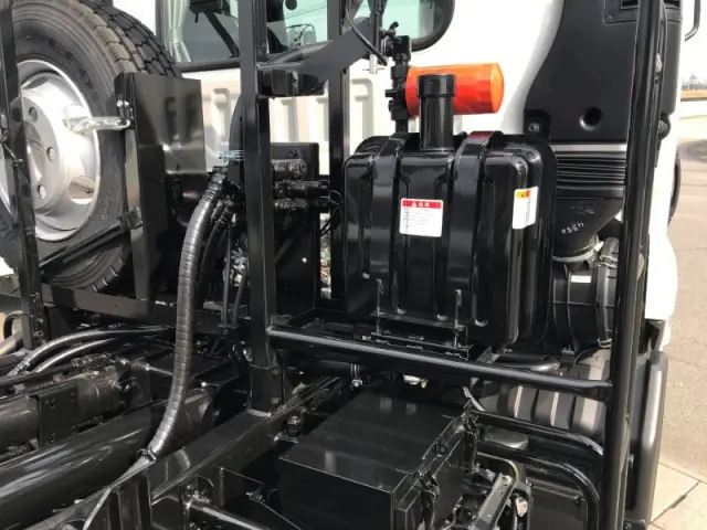 いすゞ フォワード 2RG-FRR90S4の写真32