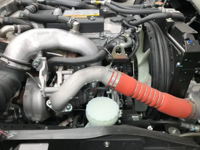 いすゞ フォワード 2RG-FRR90S4の写真20