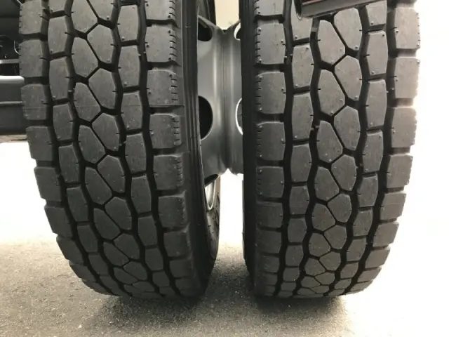 いすゞ フォワード 2RG-FRR90S4の写真23