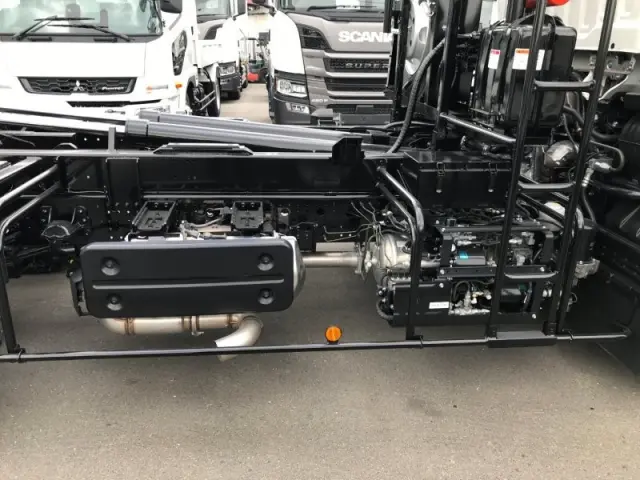 いすゞ フォワード 2RG-FRR90S4の写真32