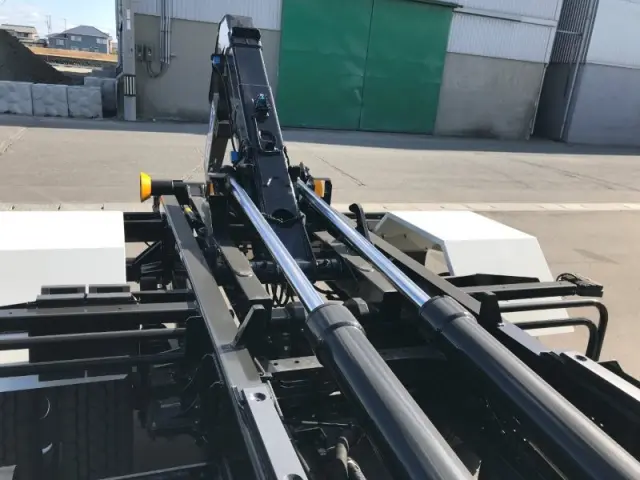 いすゞ フォワード 2RG-FRR90S4の写真35