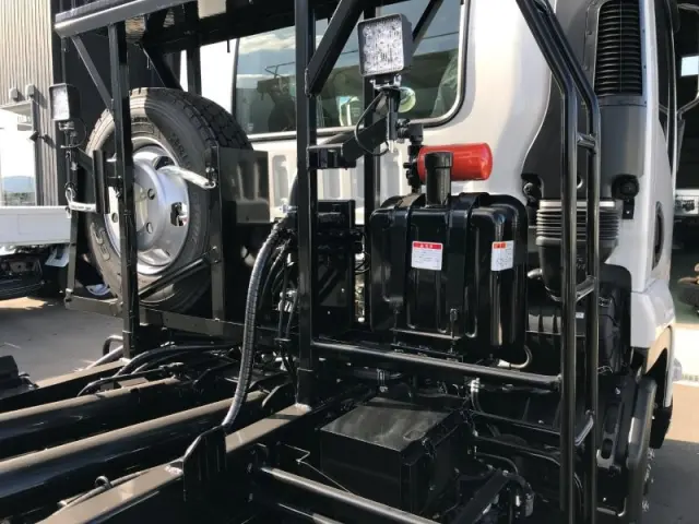 いすゞ フォワード 2RG-FRR90S4の写真36