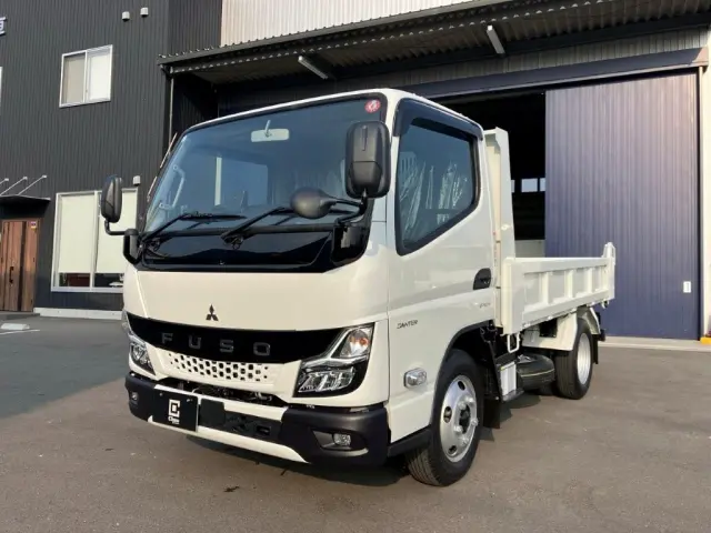 三菱 キャンター 2RG-FBA60(2WD)の写真2