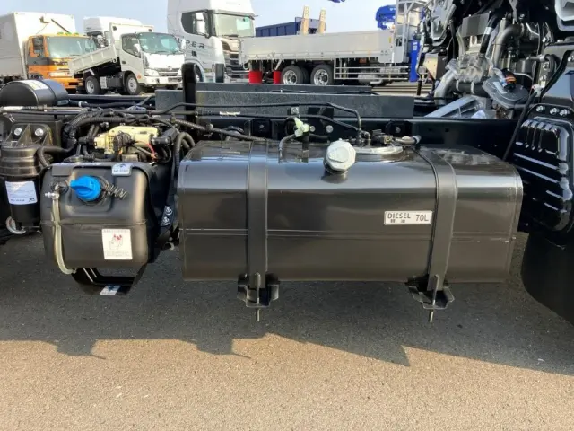 三菱 キャンター 2RG-FBA60(2WD)の写真18