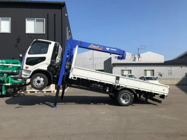 三菱 ファイター 2KG-FK72Fの写真7