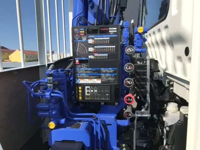 三菱 ファイター 2KG-FK72Fの写真27