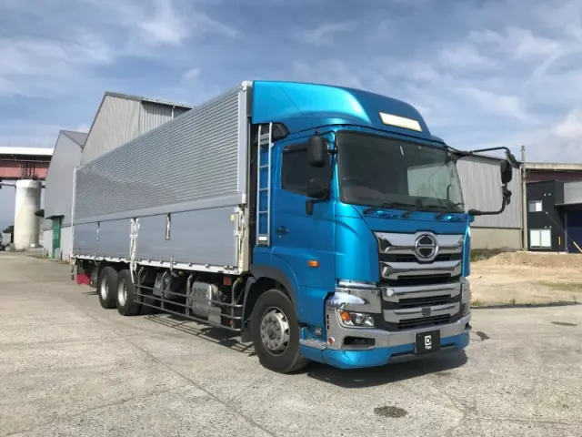 日野 プロフィア 2DG-FR1EHG(6x2)の写真1