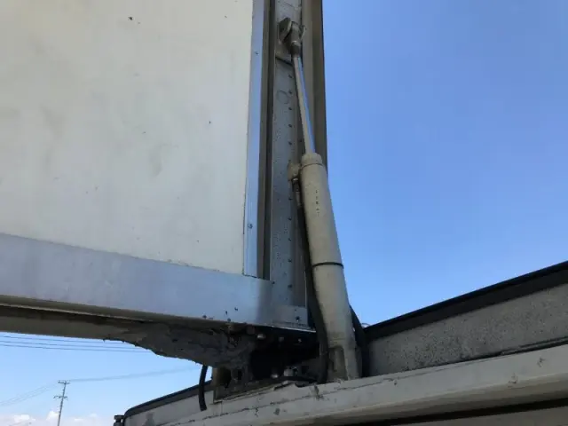 日野 プロフィア QKG-FW1EXBG(8x4)の写真28