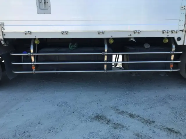 日野 プロフィア QKG-FW1EXBG(8x4)の写真44