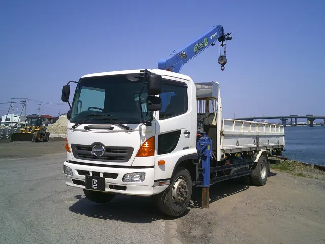 日野 レンジャー QKG-FJ7JJAAの写真2