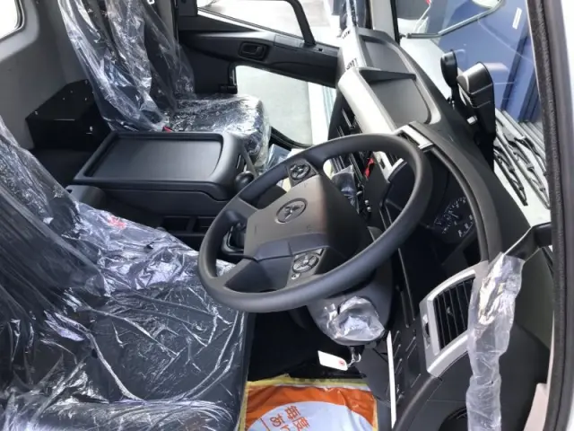 三菱 ファイター 2KG-FK72Fの写真6