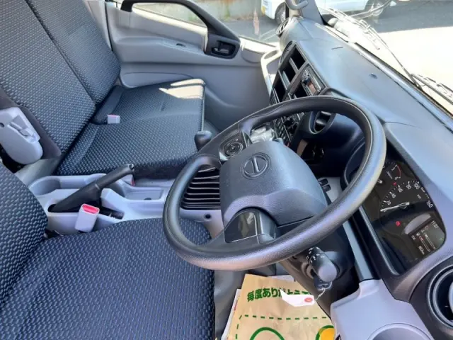 日野 デュトロ 2KG-XZU712Mの写真7