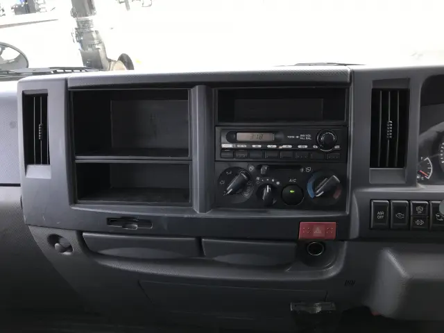 いすゞ エルフ TKG-NKR85ANの写真10