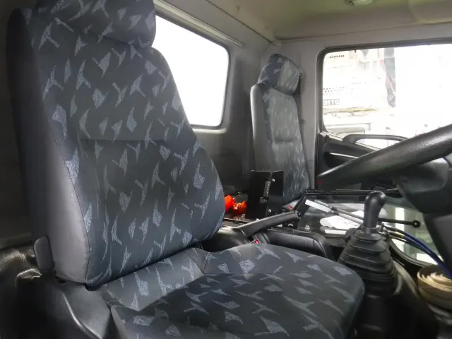 日野 レンジャー TKG-FC9JCAP(2WD)の写真5