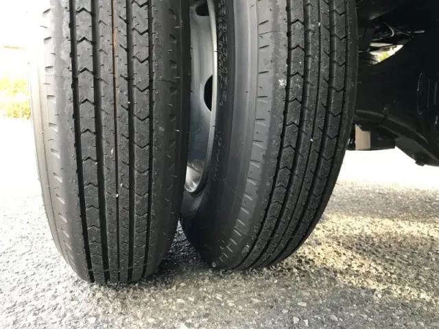 日野 デュトロ 2KG-XZU700Mの写真21