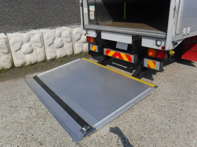 いすゞ フォワード TKG-FRR90S2の写真7