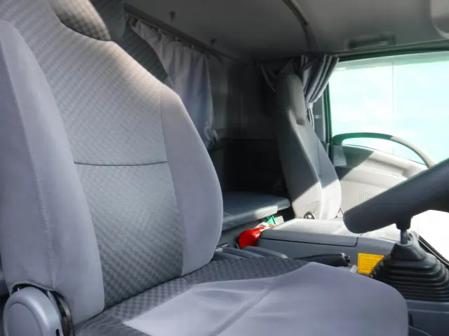 いすゞ フォワード TKG-FRR90S2の写真12