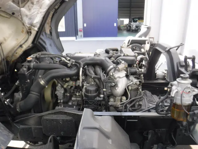 いすゞ フォワード TKG-FRR90S2の写真21