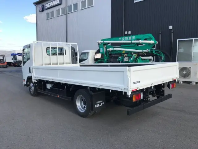 いすゞ エルフ TRG-NPR85ARの写真3